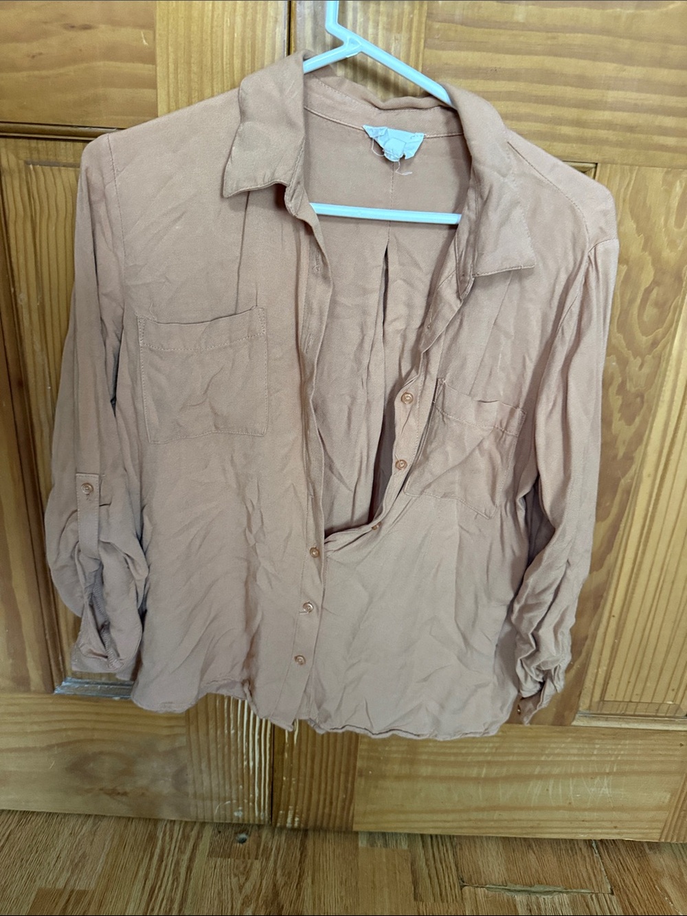 Olive & Oak Women's Button-Down Shirt in Dusty Rose